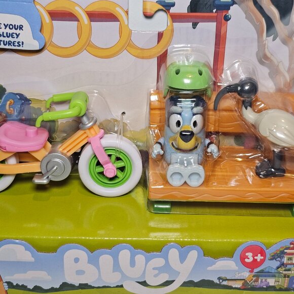 Bluey and Bicycle Figure Vehicle and Figure Pack - Picture 6 of 7